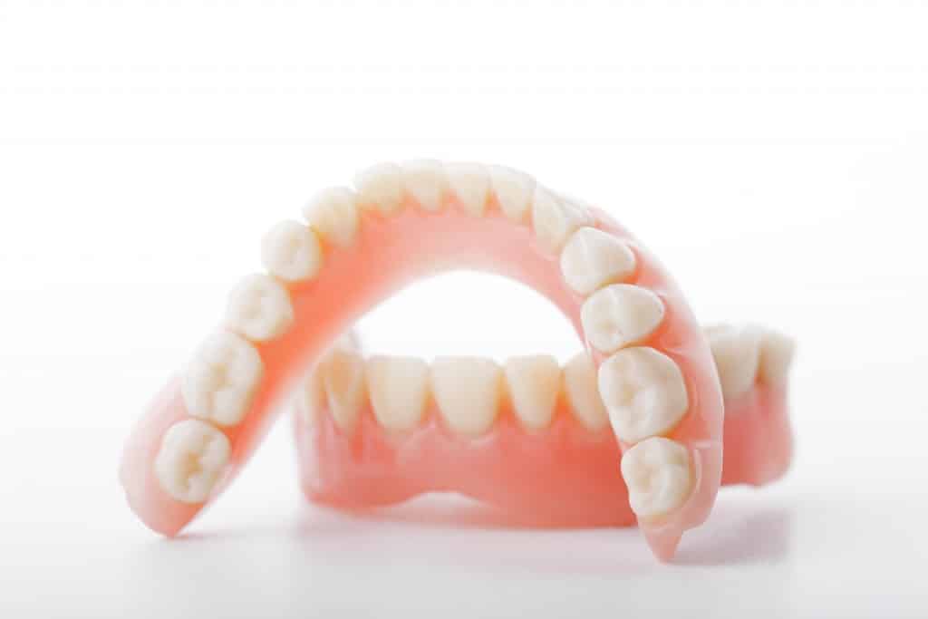 Set of dentures