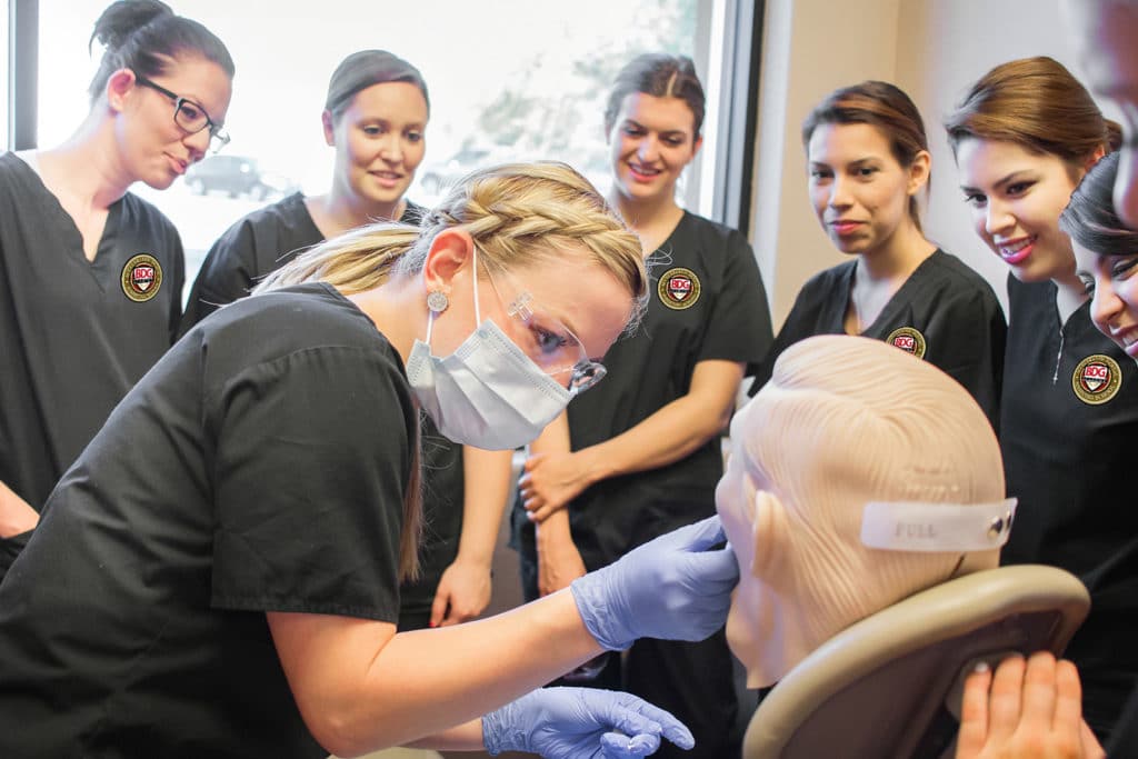 Dental Assistant Jobs in Las Vegas